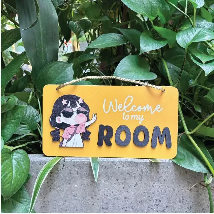 Bảng treo cửa phòng