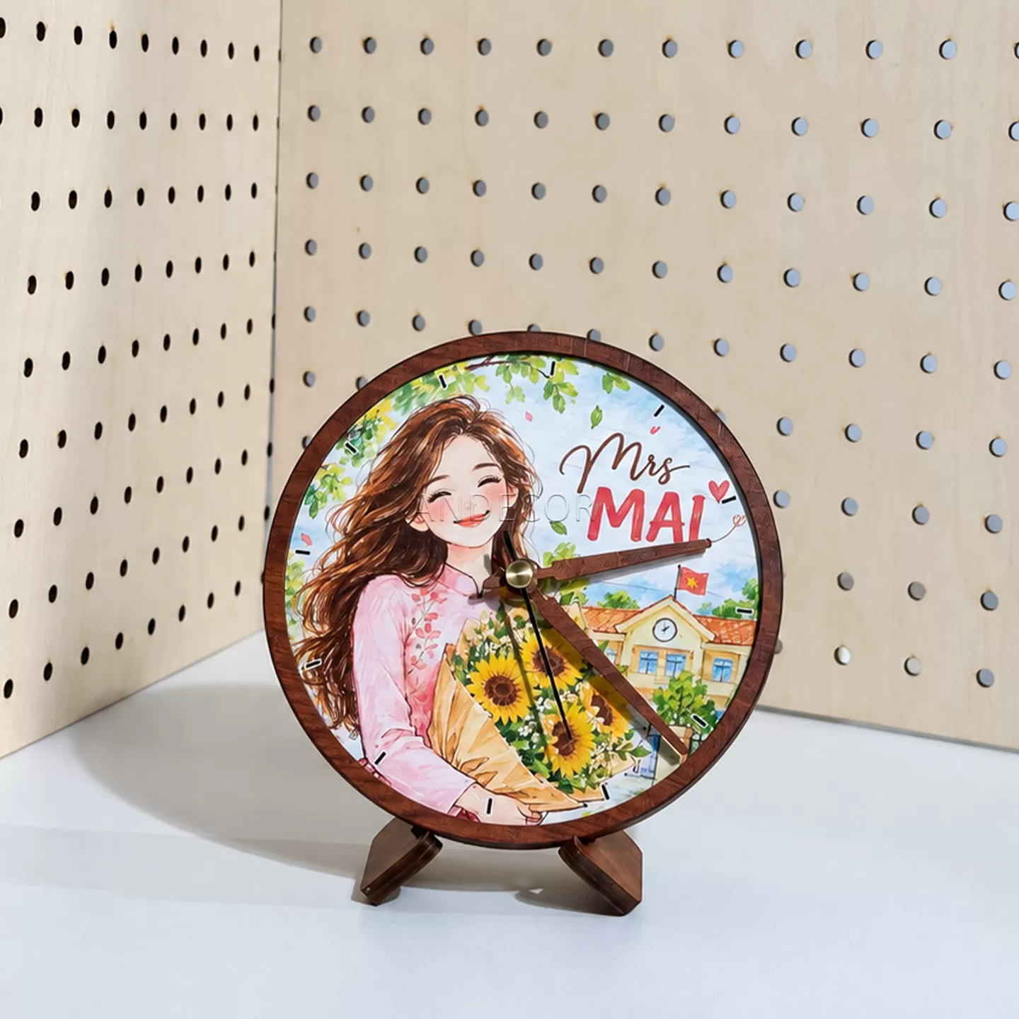 Đồng Hồ Gỗ Để Bàn Size S (14.5cm) - Cá Nhân Hóa In Ảnh Theo Yêu Cầu – Quà Tặng Sinh Nhật, Tri Ân, Doanh Nghiệp | ANDECOR