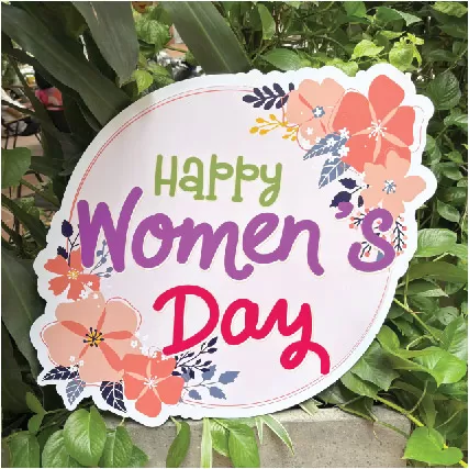 Biển treo trang trí quốc tế phụ nữ chất liệu focmex