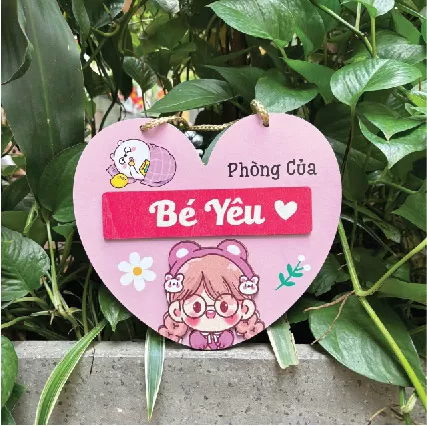 Bảng treo cửa phòng